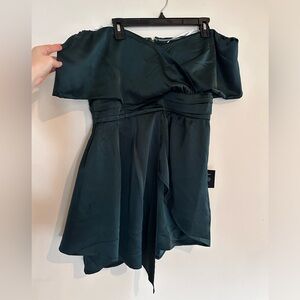 3/$30 ✨ Elegant Dark Green Romper